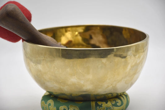 8 Inch Heart Chakra- F Note Tuned singing bowls mallet and cushion