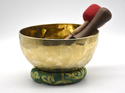 8 Inch Heart Chakra- F Note Tuned singing bowls mallet and cushion